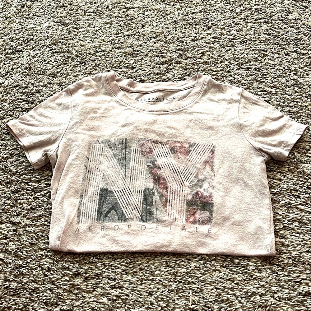 Short sleeve graphic shirt from Aeropostale.